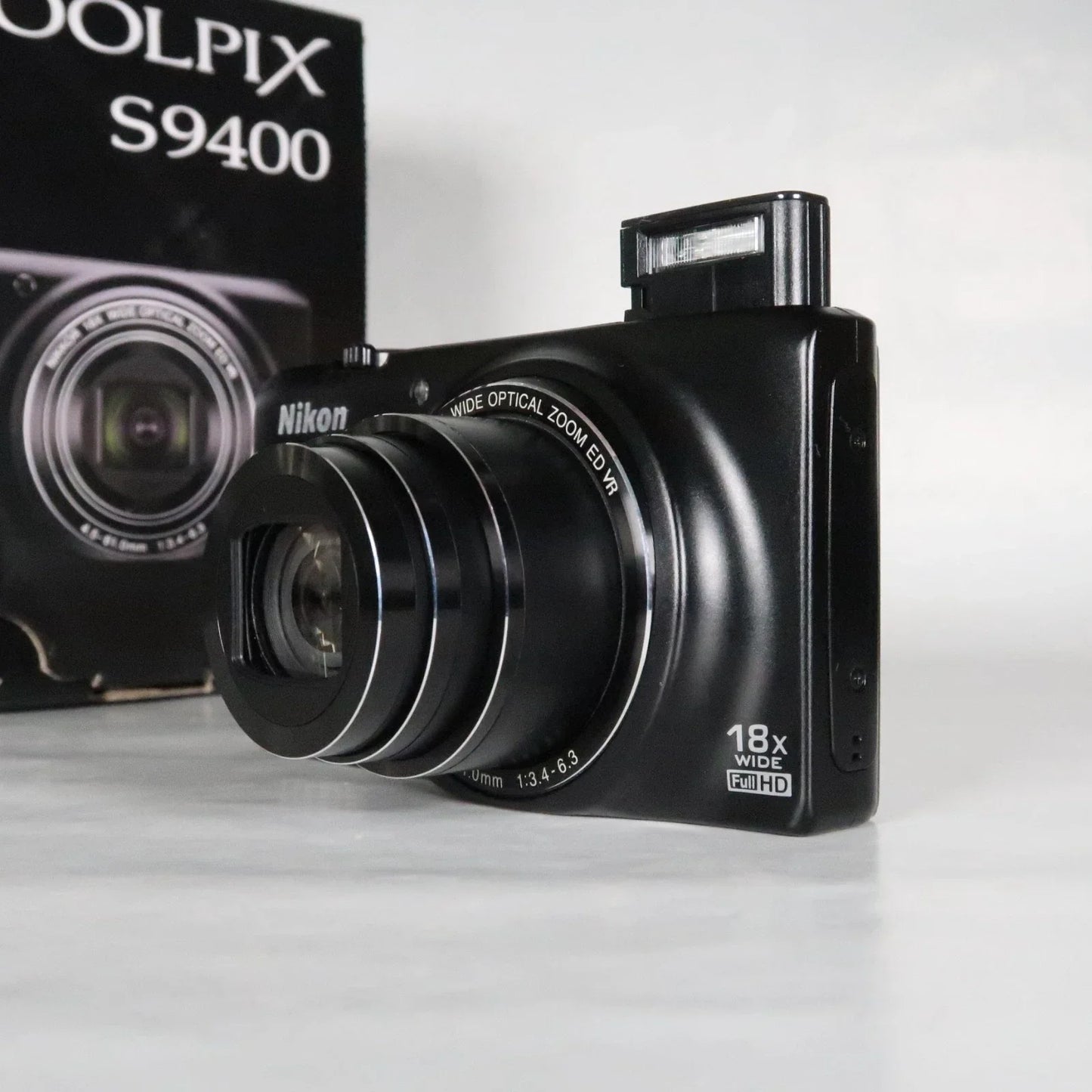 NIKON Coolpix S9400 Digital Camera Black 18.1 MP 18x, Case, SD Card, Boxed