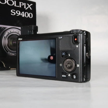NIKON Coolpix S9400 Digital Camera Black 18.1 MP 18x, Case, SD Card, Boxed