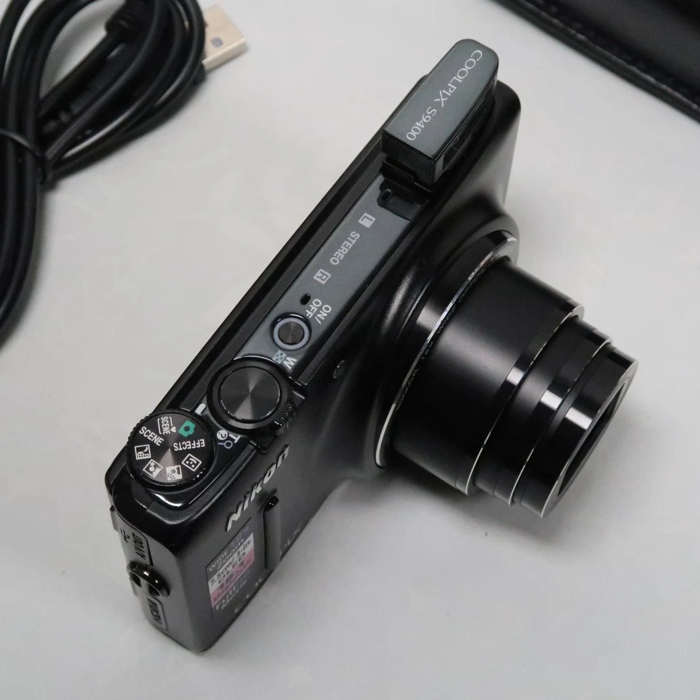 NIKON Coolpix S9400 Digital Camera Black 18.1 MP 18x, Case, SD Card, Boxed