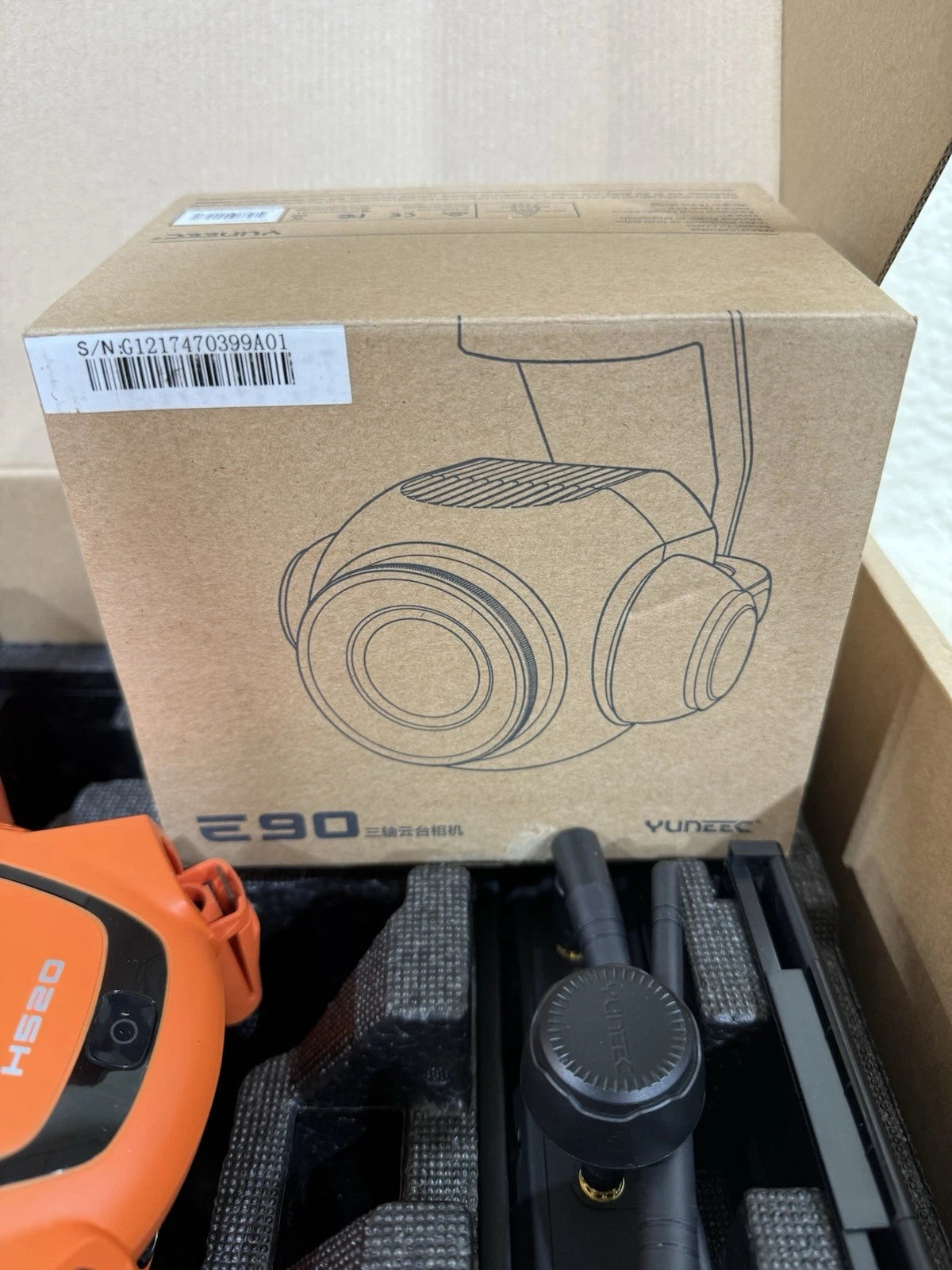 H520 YUNEEC TYPHOON COMMERCIAL DRONE HEXACOPTER E90 4K RGB CAMERA BUNDLE ST16S